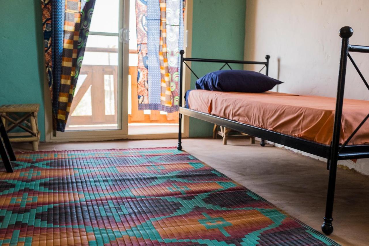 トゥバブ・ディアラオ Ker Lep Jamm - Chez Moussa Et Cinzia Bed & Breakfast エクステリア 写真