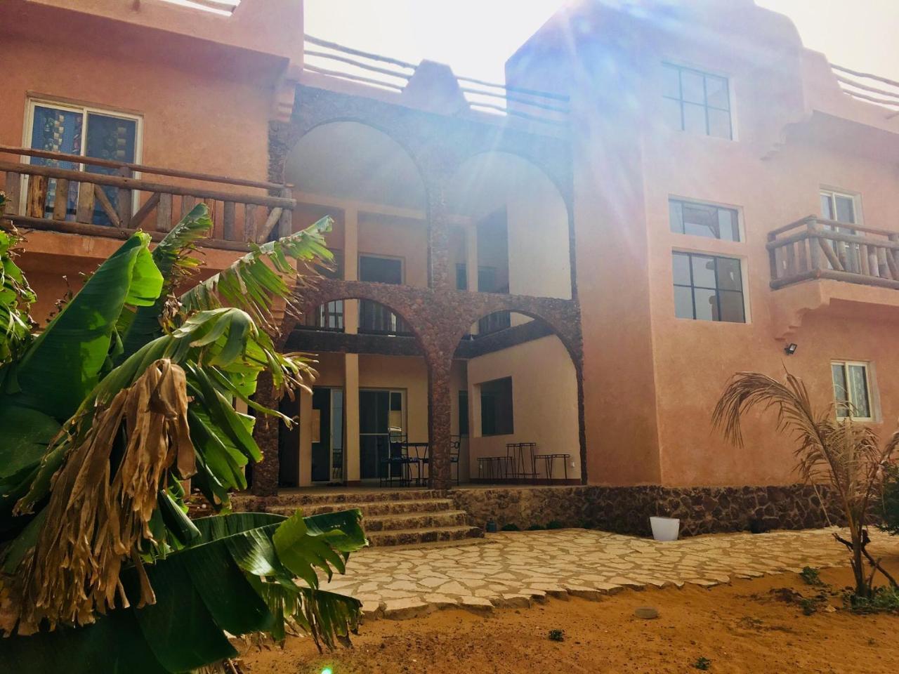 トゥバブ・ディアラオ Ker Lep Jamm - Chez Moussa Et Cinzia Bed & Breakfast エクステリア 写真