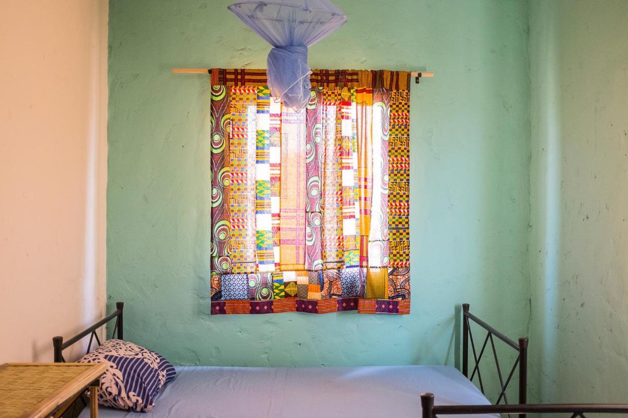 トゥバブ・ディアラオ Ker Lep Jamm - Chez Moussa Et Cinzia Bed & Breakfast エクステリア 写真